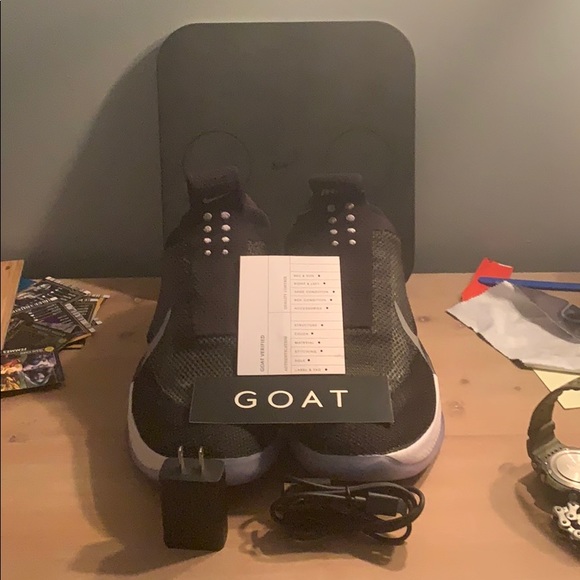 Nike adapt BB black/white - Picture 1 of 8